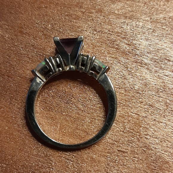 Stunning Amethyst Ring - Picture 3 of 6